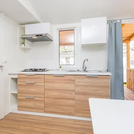 Prázdninový areál Albatross Mobile Homes On Valamar Lanterna