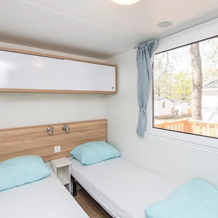 Albatross Mobile Homes On Valamar Lanterna Village de vacances 4*