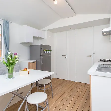 Village de vacances Albatross Mobile Homes On Valamar Lanterna 4*