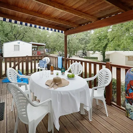 Village de vacances Albatross Mobile Homes On Valamar Lanterna 4*